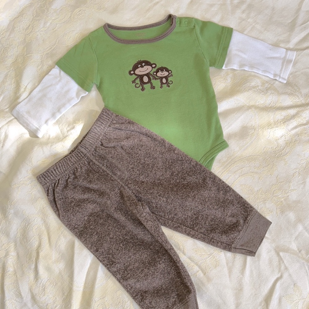 Last chance Carter’s Monkey Outfit